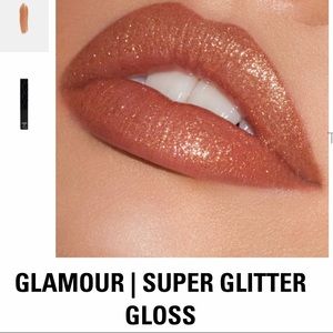 Kylie Super Glitter Glossy